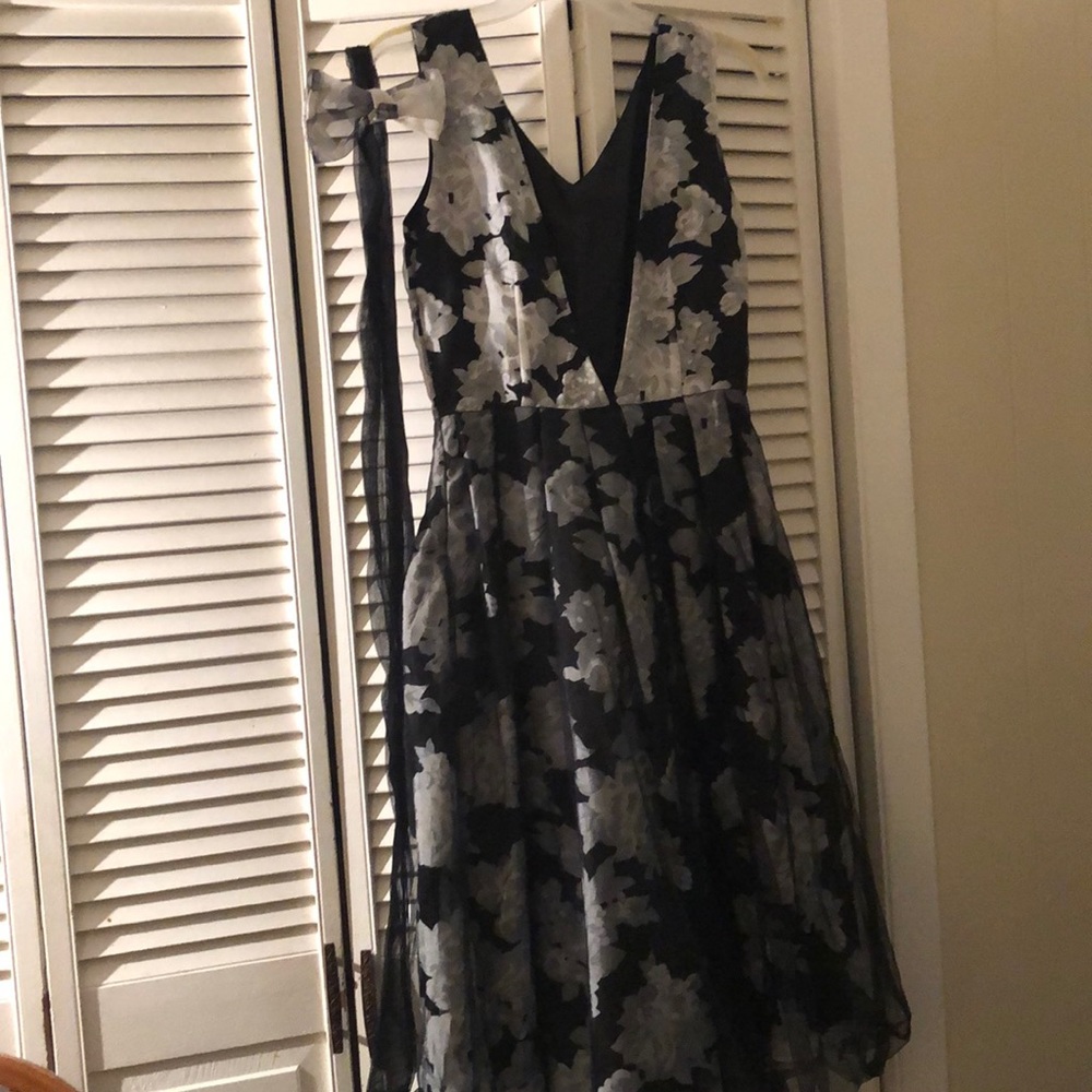 Black/White Chiffon Dress deep plunge back